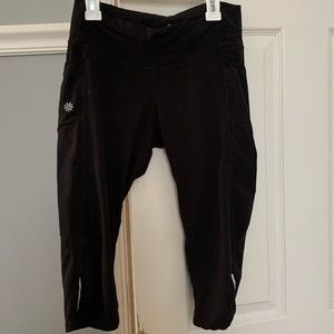 Cropped Athleta leggings
